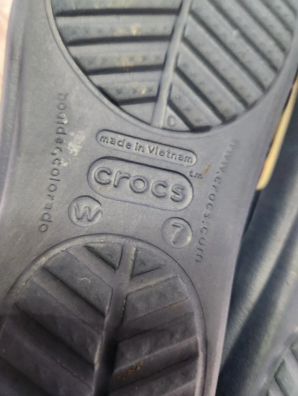 Crocs Sanrah Beveled Circle Wedge Sandals Size 7